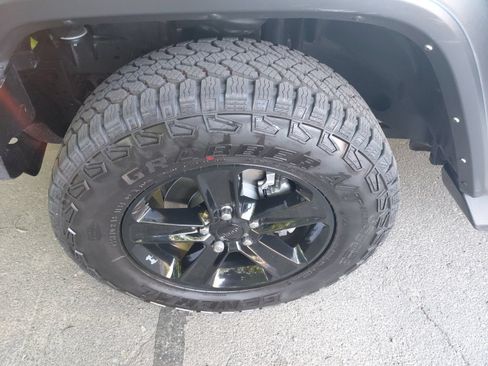 Used 2021 Jeep Wrangler Unlimited Sport AWD/4WD image 24