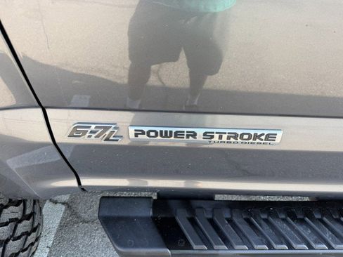 Used 2021 Ford F350 Lariat image 21