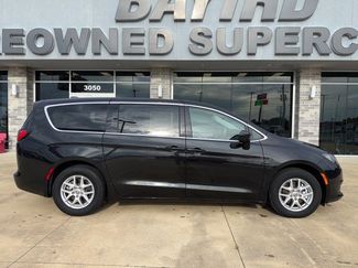 Used 2023 Chrysler Voyager LX FWD video 1