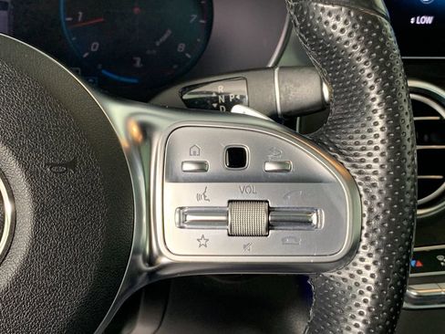 Used 2020 Mercedes-Benz GLC 300 image 21