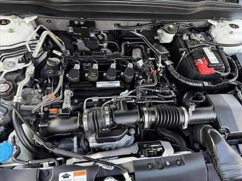 Used 2018 Honda Accord Sport image 21