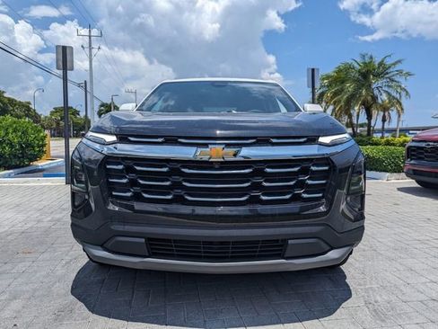 New 2026 Chevrolet Equinox LT image 3