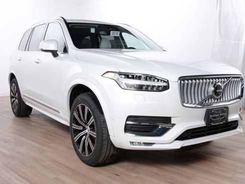 Certified 2025 Volvo XC90 B6 Plus w/ Protection Package Premier image 3