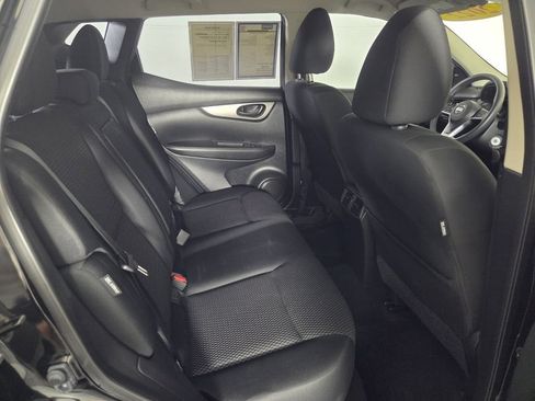 Used 2022 Nissan Rogue Sport S FWD image 30