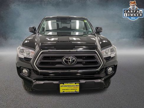 Used 2023 Toyota Tacoma SR5 w/ Technology Package AWD/4WD image 2