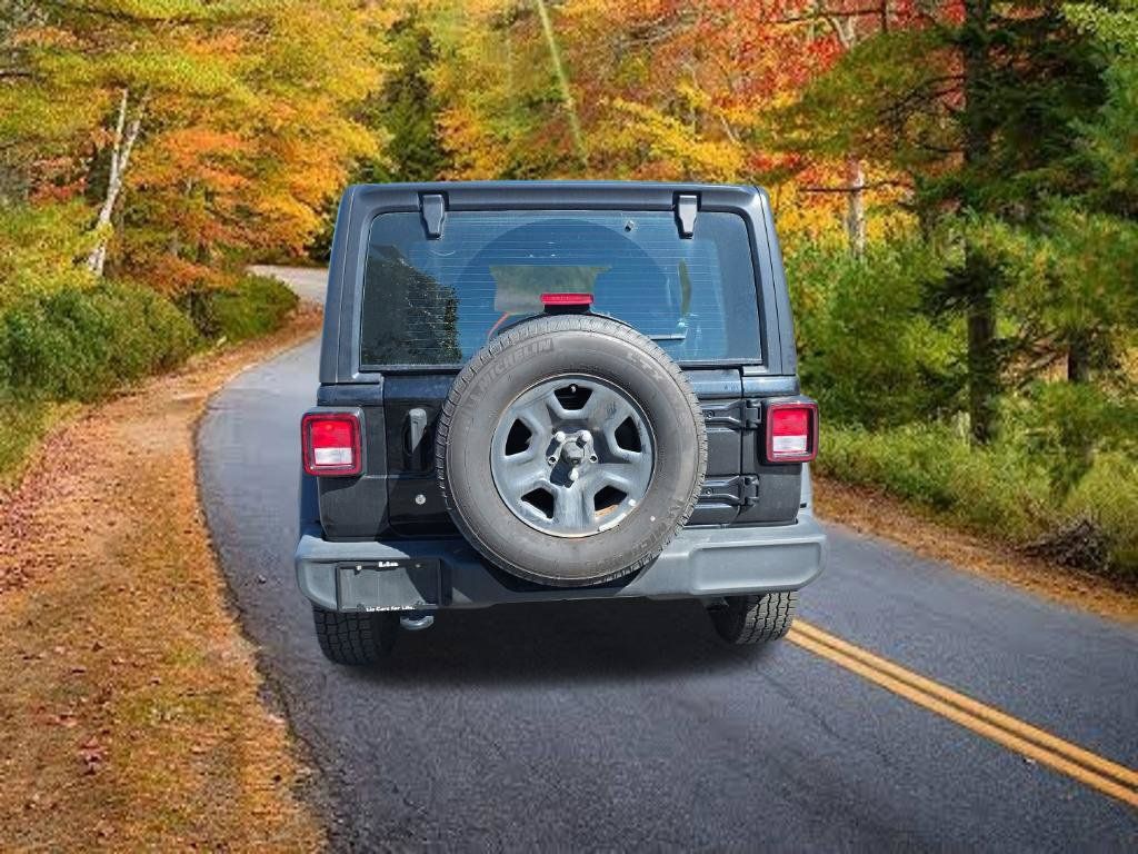 Used 2022 Jeep Wrangler Unlimited Sport AWD/4WD image 7