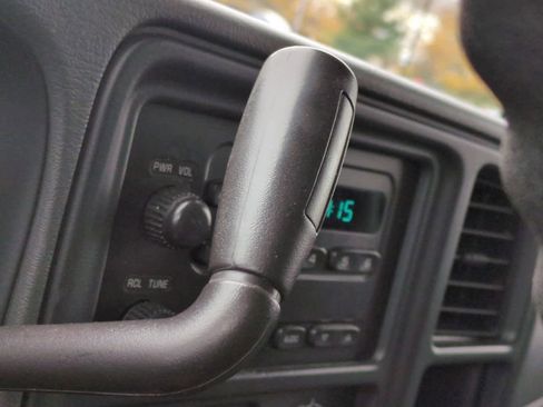 Used 2006 GMC Sierra 1500 W/T image 28