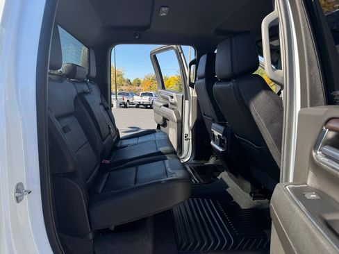 Used 2024 GMC Sierra 3500 SLT w/ SLT Convenience Package AWD/4WD image 33