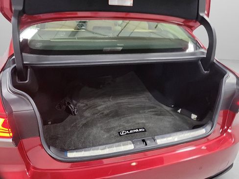 Used 2018 Lexus LS 500 image 19