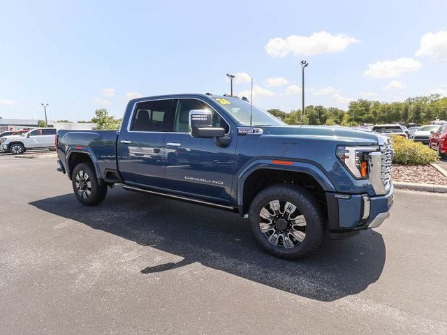 New 2026 GMC Sierra 2500 Denali w/ Denali Reserve Package AWD/4WD image 12