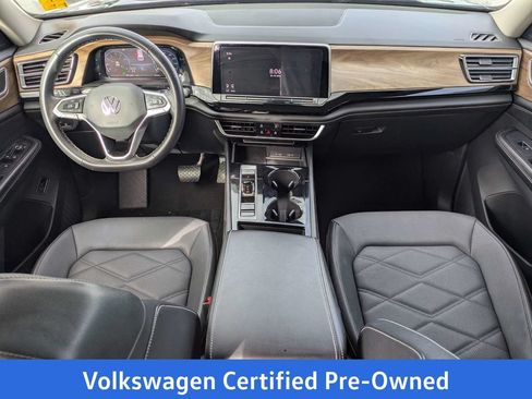 Certified 2024 Volkswagen Atlas SE FWD image 2