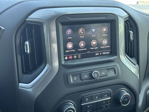 Used 2021 Chevrolet Silverado 2500 Custom w/ Custom Value Package image 24