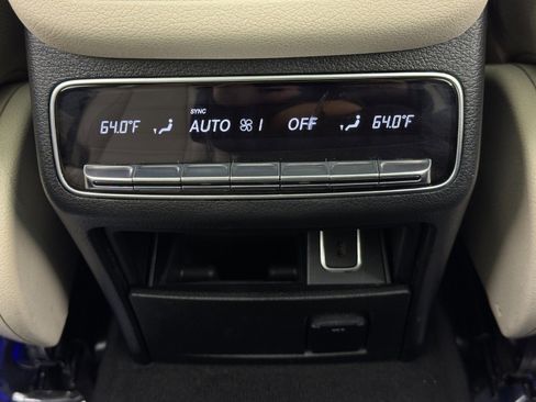 Used 2022 Mercedes-Benz GLS 450 4MATIC image 41