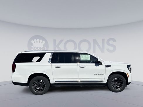 New 2026 GMC Yukon XL Elevation image 8