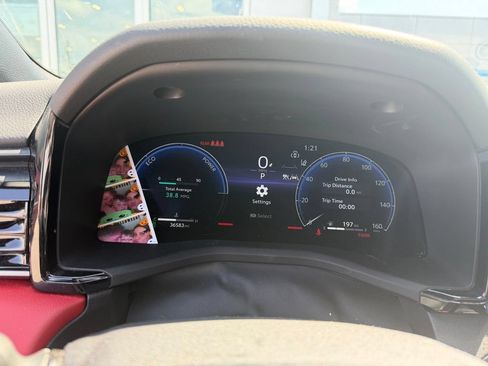 Used 2025 Toyota Camry XSE FWD image 7