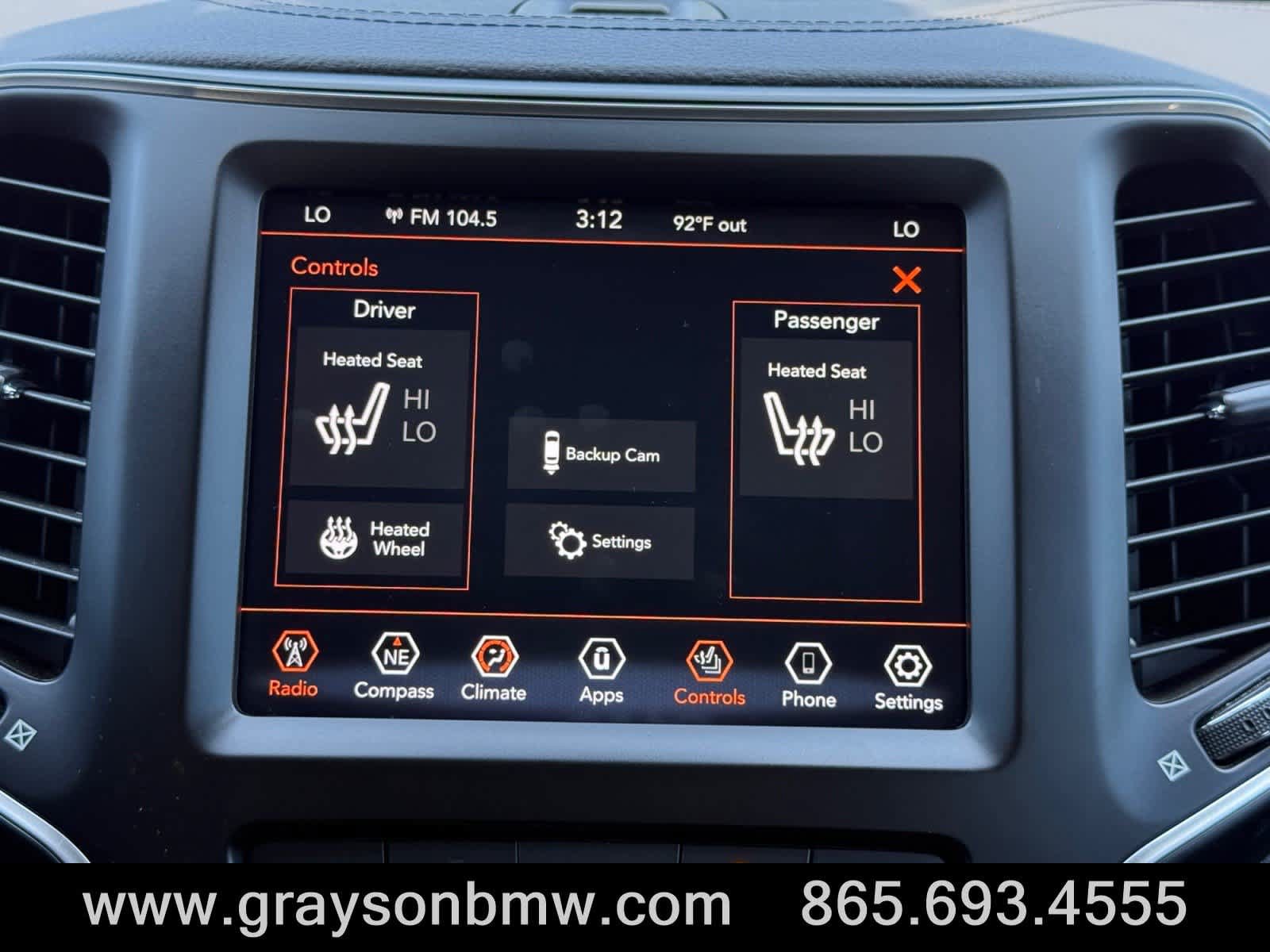 Used 2021 Jeep Cherokee Latitude Lux w/ Sun & Sound Group AWD/4WD image 29