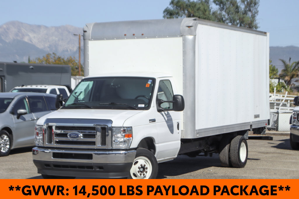 Used 2021 Ford E-450 and Econoline 450 Super Duty w/ Power Windows & Locks Group RWD image 4