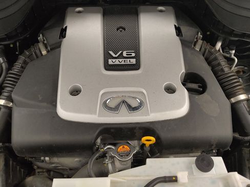 Used 2017 INFINITI QX50 AWD w/ Technology Package image 30