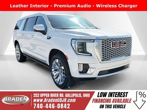 Used 2022 GMC Yukon XL Denali AWD/4WD image 1