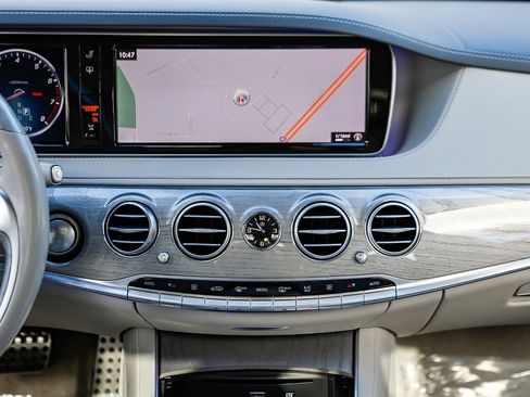 Certified 2017 Mercedes-Benz S 550 4MATIC Sedan image 11