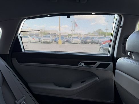 Used 2017 Genesis G80 3.8 w/ Option Group 03 image 18