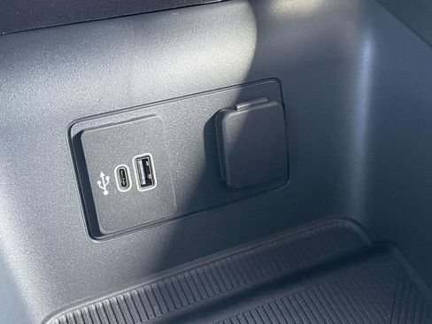 New 2026 Ford Explorer Active RWD image 20