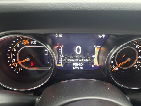 Used 2022 Jeep Wrangler Unlimited Sport w/ Sun And Sound Package image 20