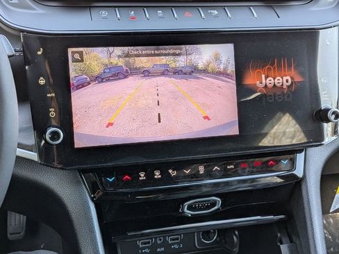 New 2026 Jeep Grand Cherokee Limited AWD/4WD image 25