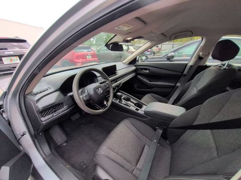 Used 2025 Honda Accord LX image 3