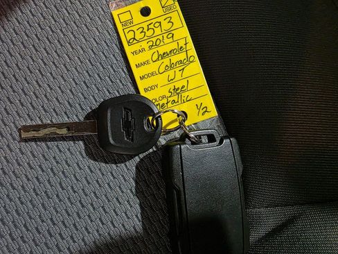 Used 2019 Chevrolet Colorado W/T w/ WT Convenience Package image 38