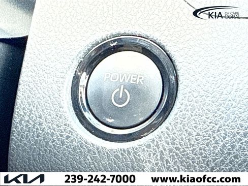 Used 2025 Toyota Camry LE w/ Convenience Package image 34