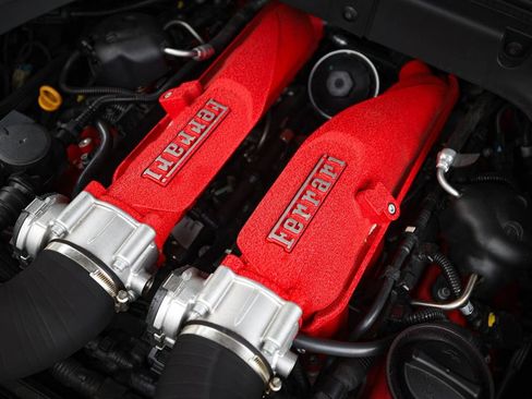 Certified 2016 Ferrari California T RWD image 26