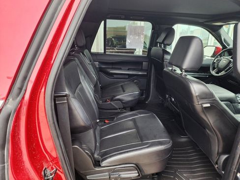 Used 2021 Ford Expedition Max XLT image 17
