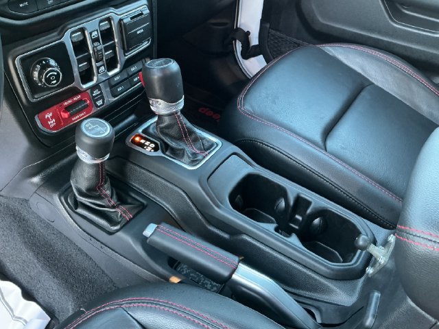 Used 2020 Jeep Gladiator Rubicon AWD/4WD image 23