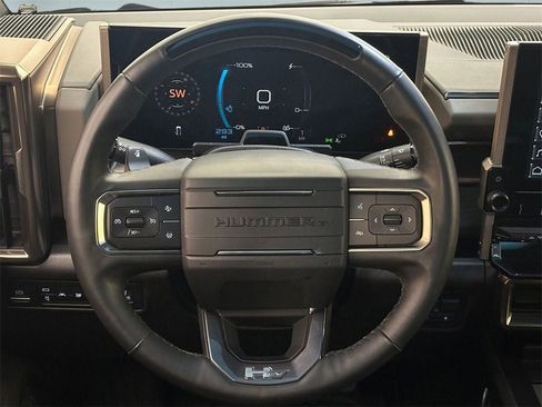 Used 2024 GMC Hummer EV 3X image 20