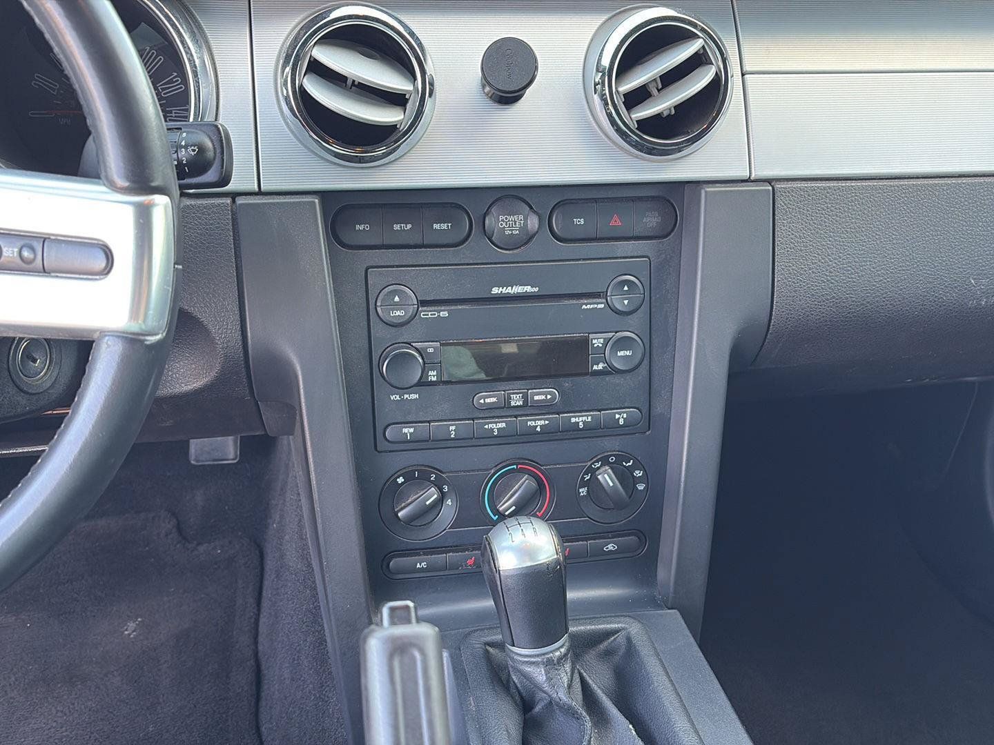 Used 2007 Ford Mustang GT RWD image 13