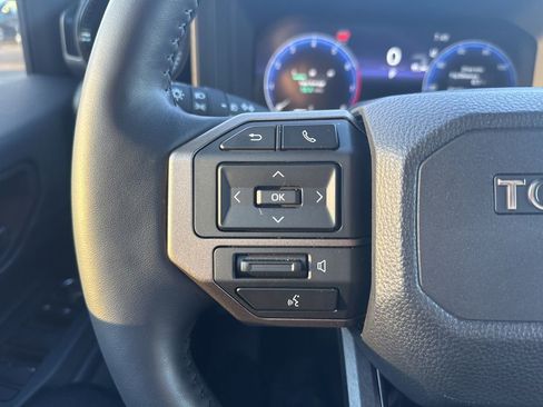 Used 2024 Toyota Land Cruiser image 25