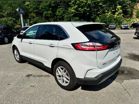 Certified 2023 Ford Edge SEL w/ Convenience Package AWD/4WD image 4