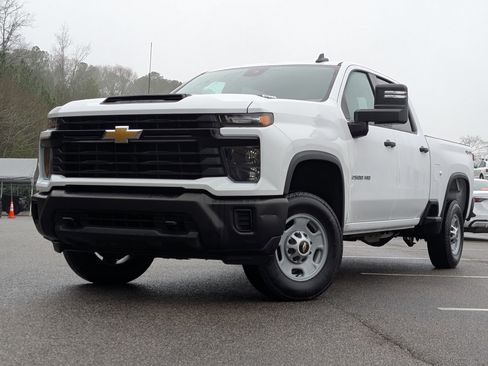 Used 2024 Chevrolet Silverado 2500 W/T w/ WT Convenience Package image 4
