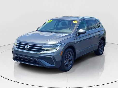 Used 2023 Volkswagen Tiguan SE FWD image 27