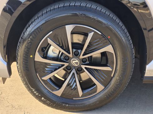 New 2026 Lexus RZ 350e 2WD w/ Accessory Package (2T) image 5