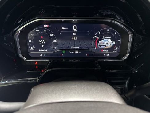 Used 2024 GMC Sierra 1500 Elevation image 15