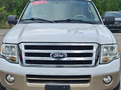 Used 2011 Ford Expedition XLT w/ 201A Rapid Spec Order Code RWD image 2