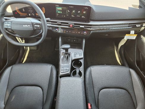 New 2026 Kia Sportage EX image 18