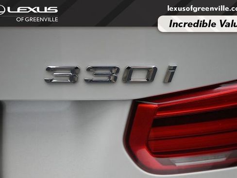 Used 2017 BMW 330i Sedan RWD image 14