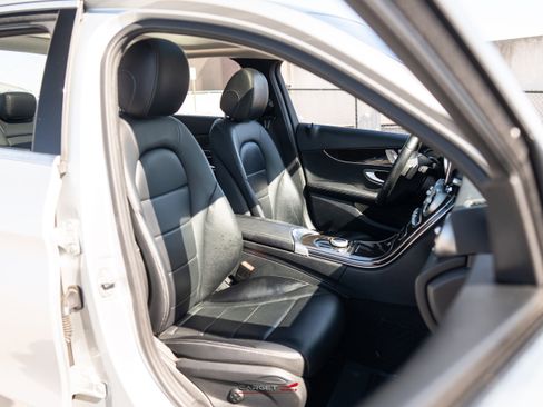 Used 2017 Mercedes-Benz C 300 4MATIC Sedan w/ Premium 1 Package image 17