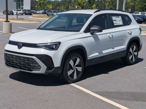 New 2026 Volkswagen Taos S AWD/4WD image 8