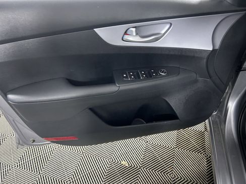 Certified 2024 Kia Forte LXS image 28