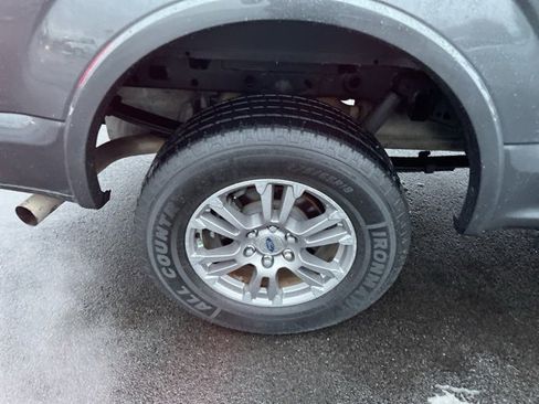 Used 2020 Ford F150 Lariat image 29