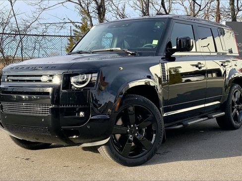 New 2026 Land Rover Defender 110 V8 AWD/4WD image 1